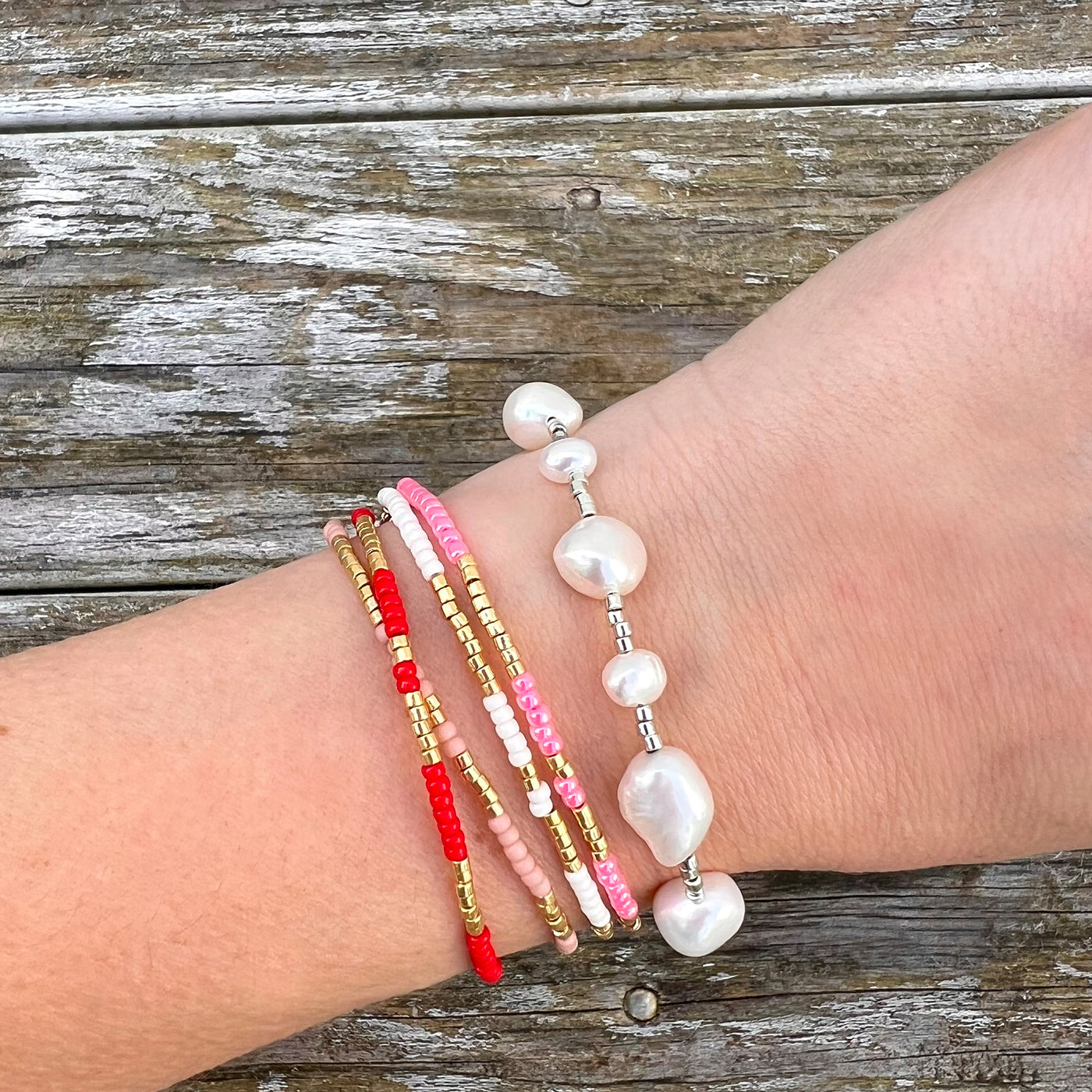 Beaded Bracelet Hot Pink – Lily Kate Jewellery